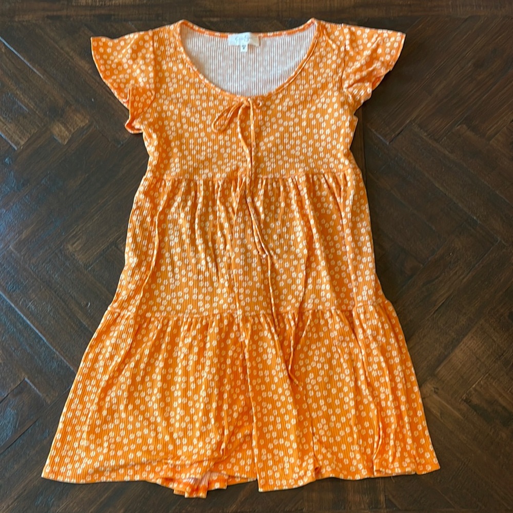 Jessica Simpson Sz M dress flutter sleeve daisies
